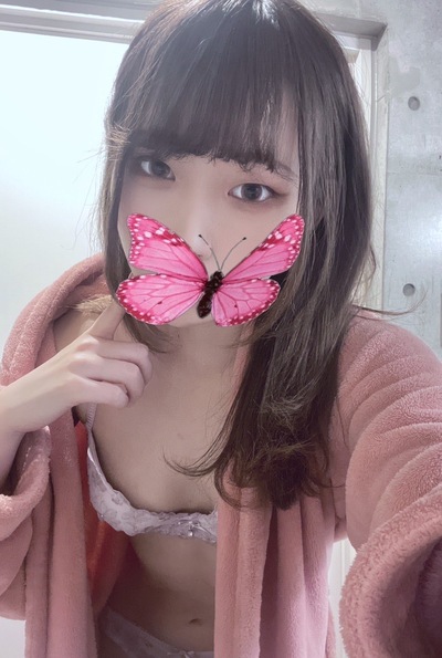 ななみ 黒髪清楚系スレンダー(おすすめ)さんの写真